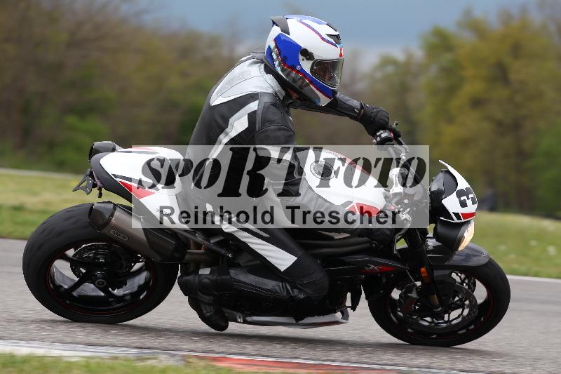 Archiv-2022/13 25.04.2022 Plüss Moto Sport ADR/Freies Fahren/3